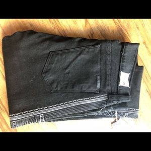 Hudson New skinny Tamar jeans w/tags Size 25